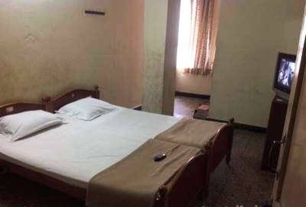 Shiva Lodge, Hyderabad 5